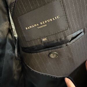 Banana Republic suit